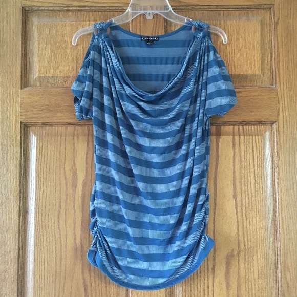 eye candy Tops - 5/$15 Eye Candy Blue Striped Top Large